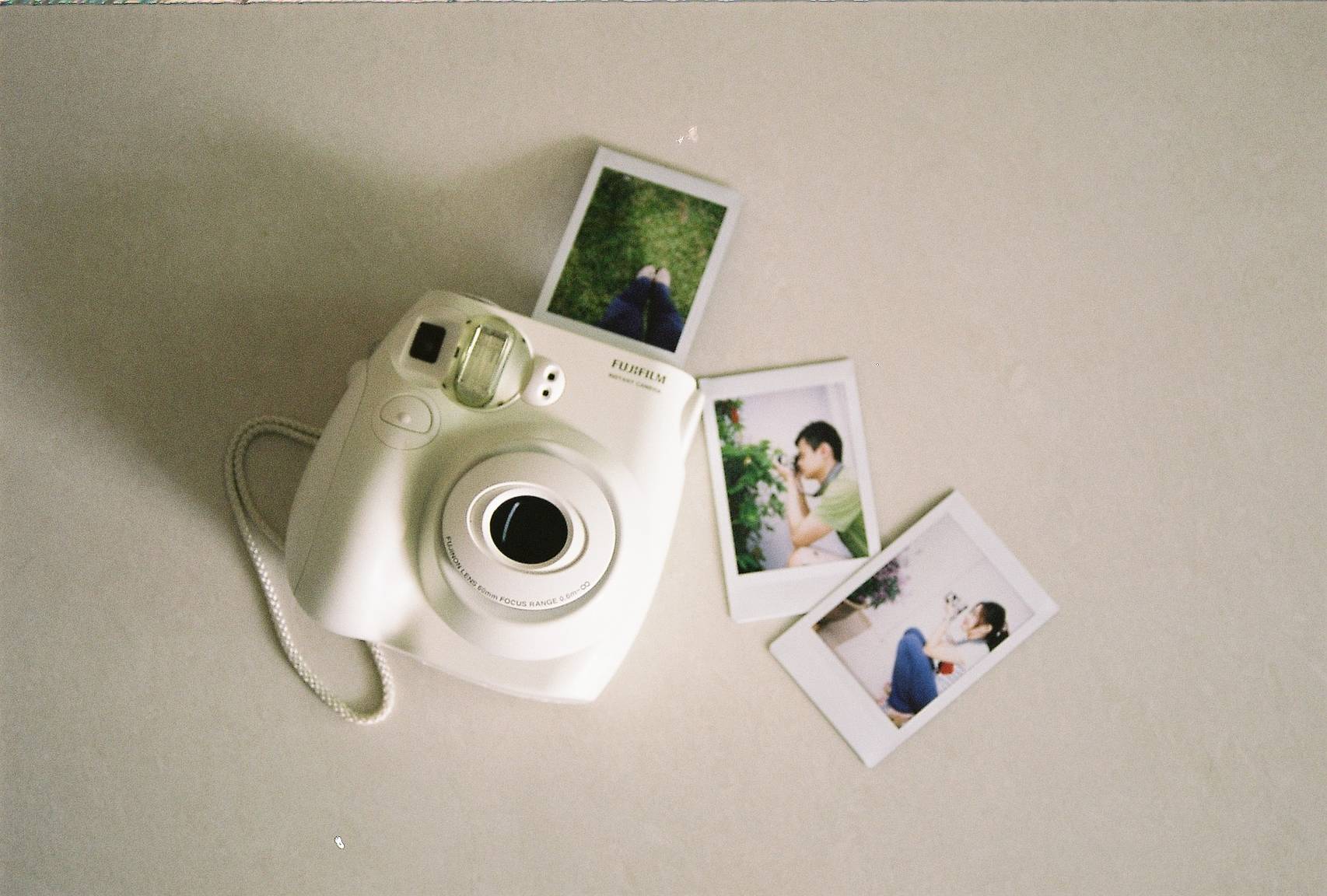 Fujifilm Instax Mini 7s - Set It to the Right Aperture