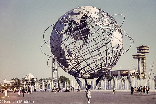 Time Capsule from 1964: A Symbol of Global Unity by @fotosito