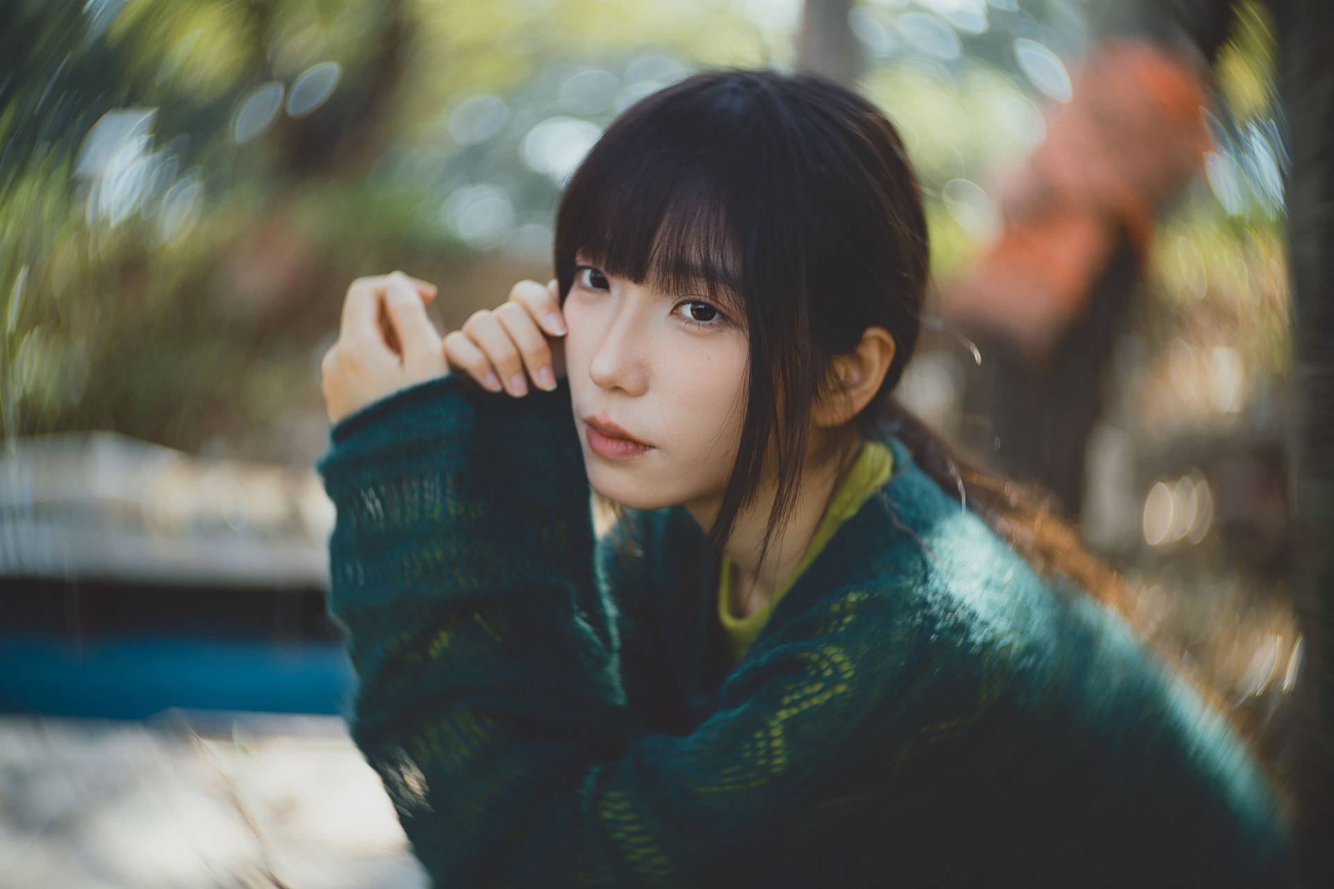 © 依然信薇 | 使用 Joseph Petzval 匹兹伐 55 f/1.7 联动对焦散景调控艺术镜头 拍摄