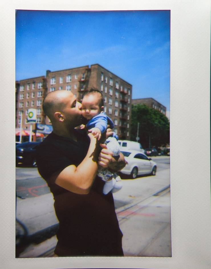 使用 Lomo’Instant Wide 宽幅拍立得相机拍摄
