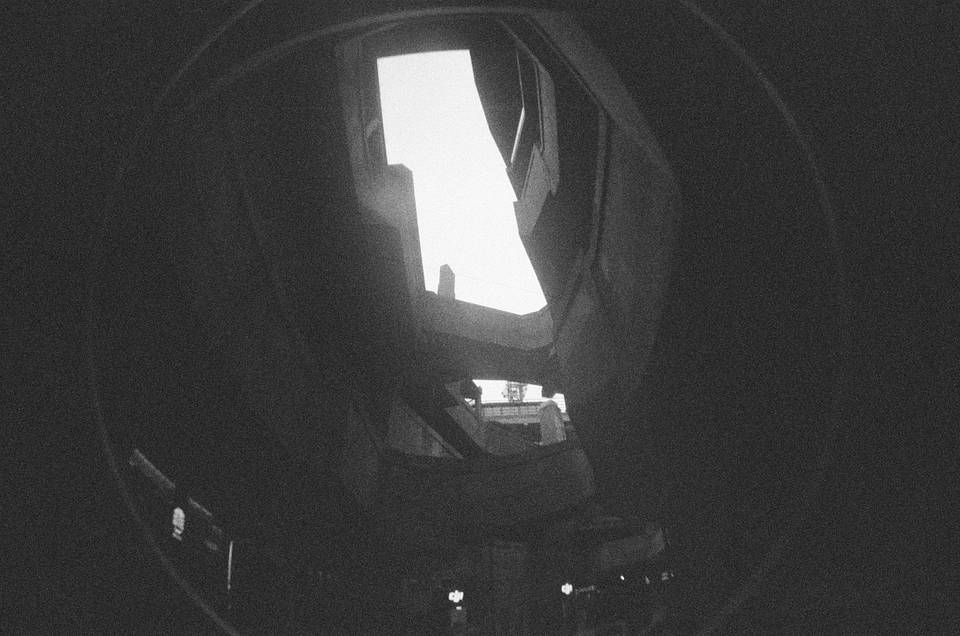 由 Doris 使用Fisheye No.2 135 和Lomography B&amp;W ISO 400 Berlin Kino 135 柏林黑白胶卷 拍摄
