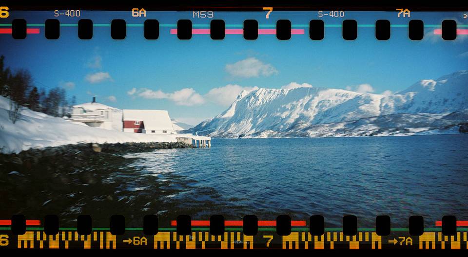 【Sprocket Rocket 135 全景胶片相机】 将眼前的山景全部捕捉！用 Sprocket Rocket 相机去行山郊游！