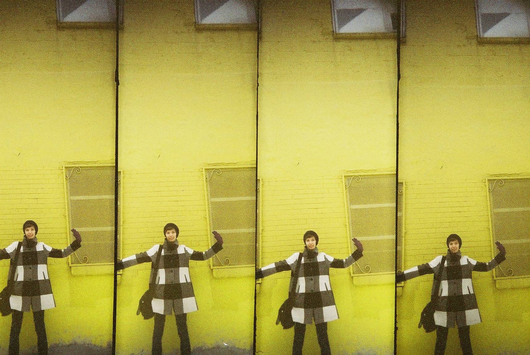 やっぱ4連写より8連写でしょ？ · Lomography