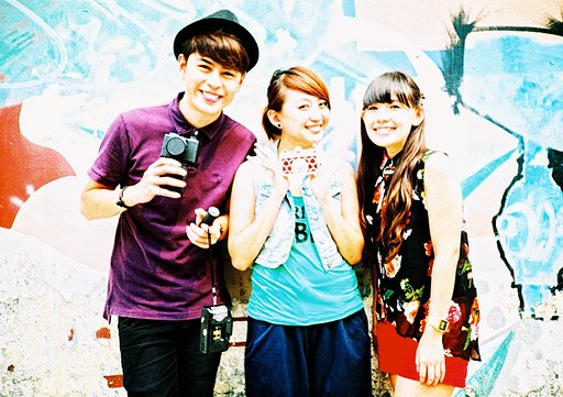Lomowalk with 8Style TV Host: Cheryl Lee and Jeff Lim!