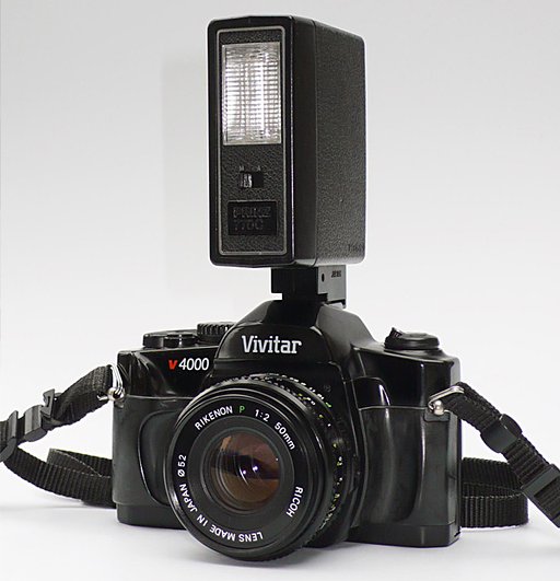Review: Vivitar V4000 SLR Camera with Ricoh Lens – A Surprising Gem