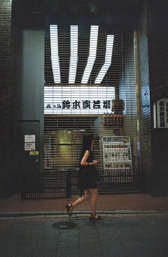 Photos by Misa Imai | Lomo MC-A 135 全自动随拍胶片相机 | Lomography Color Negative ISO 400 135 彩色负片胶卷