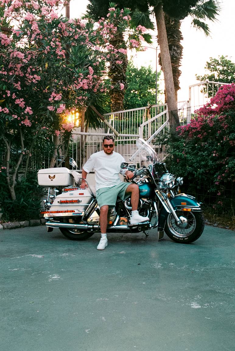 LomoAmigo David Hennen and the Neptune Convertible Art Lens System