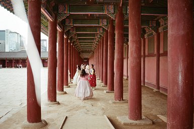 Camera: Fuji DL-60 · Lomography