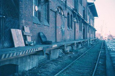 Lens: minolta rokkor pf 45mm f1.8 · Lomography