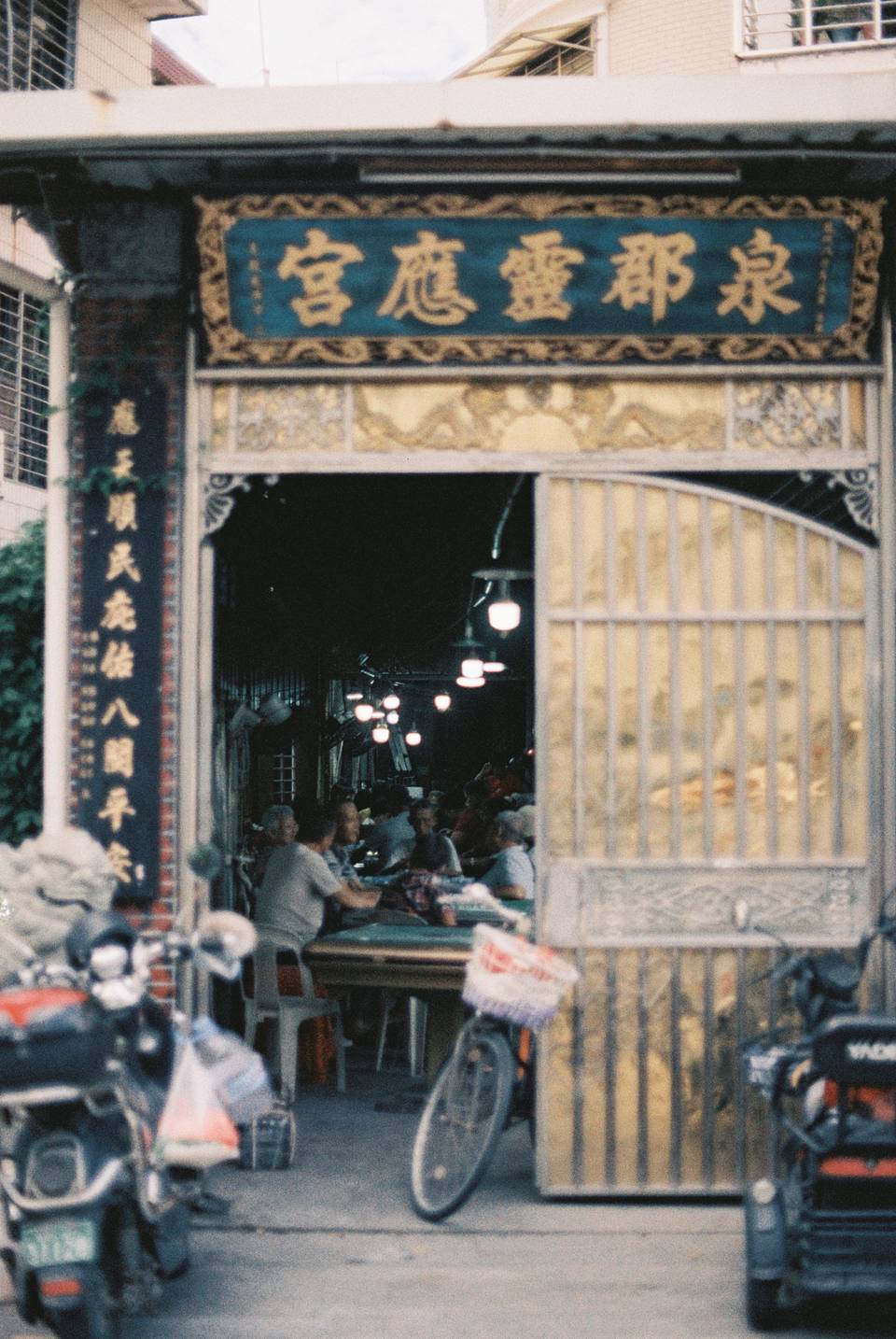 © 德铭 ｜ LomoChrome Classicolor ISO 200 135 经典版彩色负片
