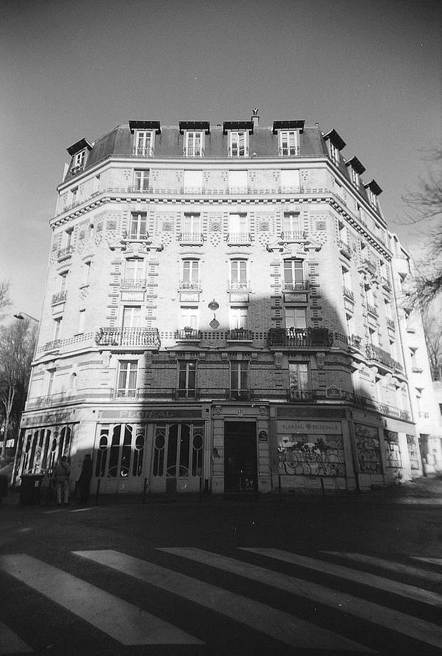 使用 LomoApparat 21mm 阿帕赫超广角胶片相机 和 Lomography B&W Earl Grey ISO 100 135 黑白胶卷 拍摄