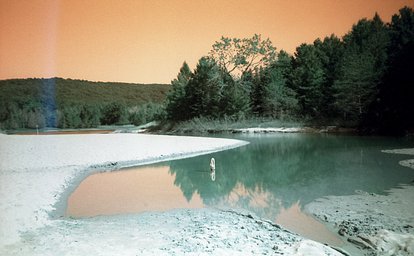 カメラ: Chinon Auto 2001 · Lomography