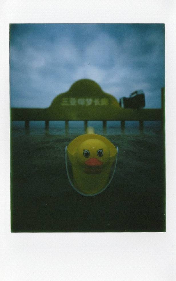 © Zhang Ziying, Song Zhenyi, Luo Shisi, Zhang Hanzhi, Deng Xiaona, Feng Jingzhi, Hu Di, 使用 Lomo'Instant Wide Glass 宽幅玻璃镜头拍立得相机 &amp; Lomo’Instant Automat Glass 广角玻璃镜头拍立得相机 拍摄
