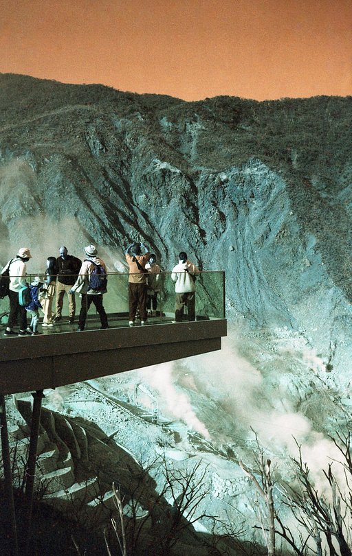Around the World in Analogue: Discovering the Charm of Japan
