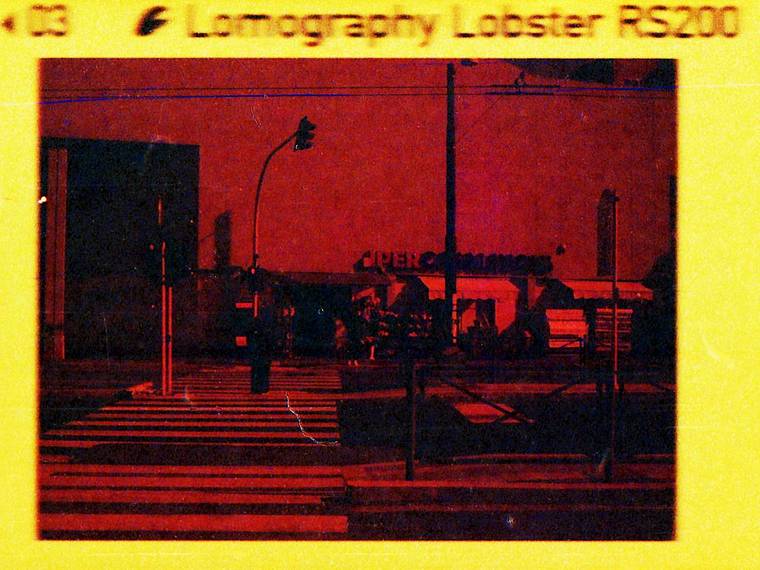 Credits: johbeil, loewon, mpscheerer, hughlin, jolom, berlin-runner, orkidear &amp; hanshendley