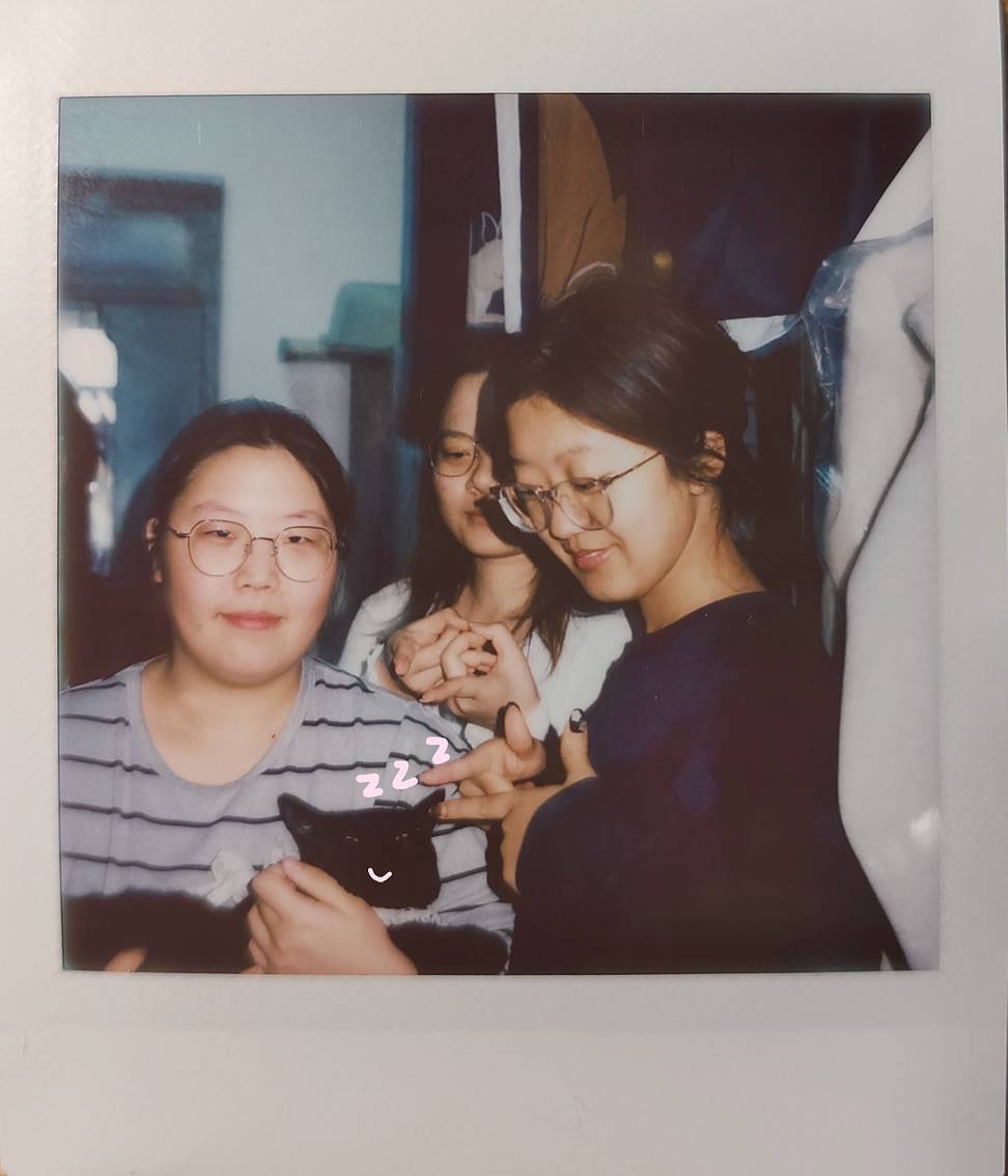 使用 Lomo'Instant Square 方形拍立得相机 拍摄