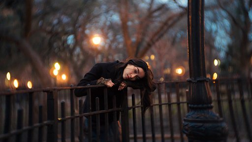 Petzval 55 mm f/1.7 MKII First Impressions with Zayira Ray