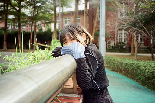【Lomo MC-A 35 mm 底片相機】伊森在街拍的 MC-A 實測！