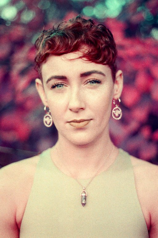 2021 LomoChrome Purple Pétillant 120 ISO 100–400