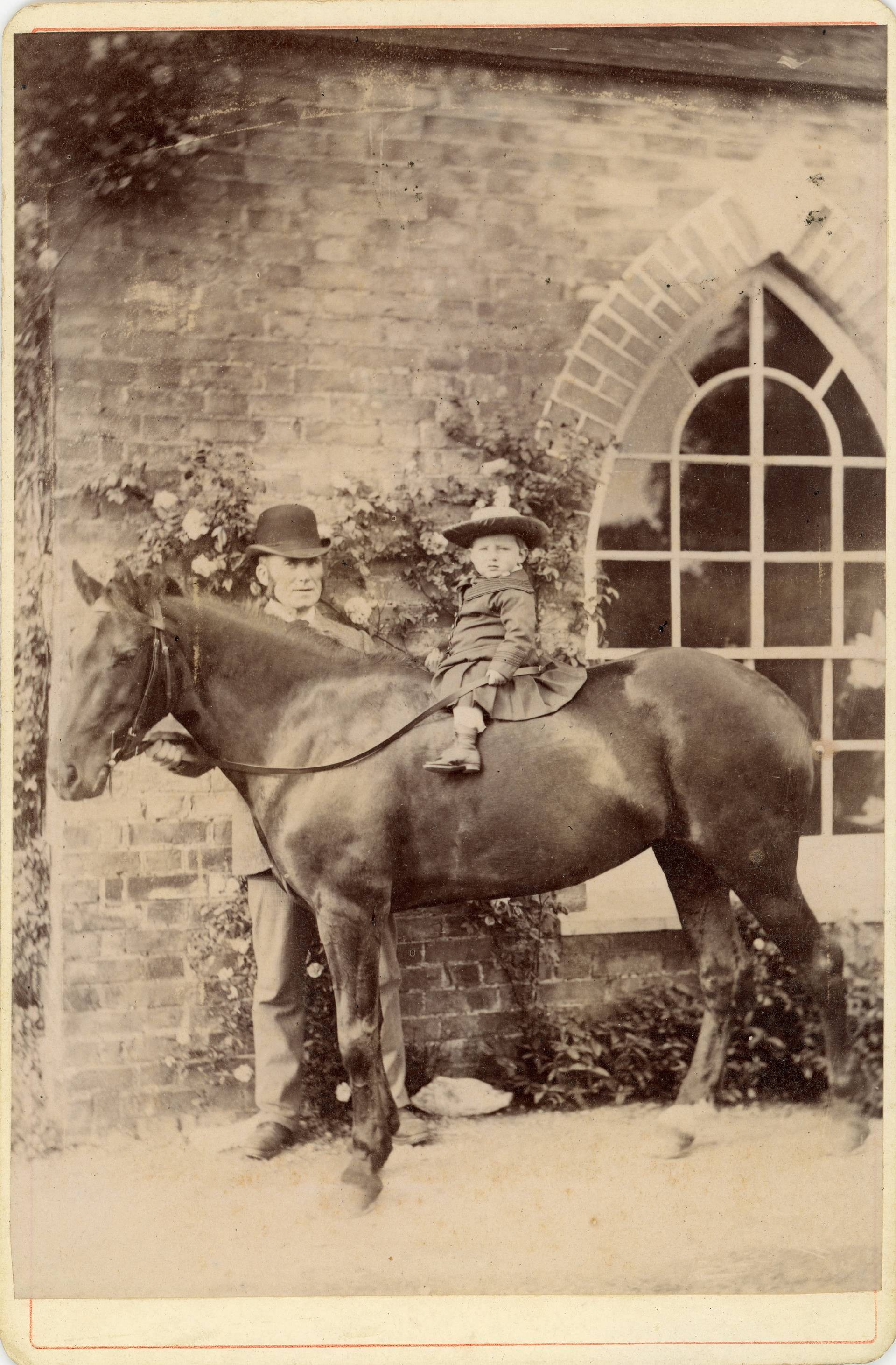 Photographer: A. Surtherland Thornbury. Image shared via @analoguearchive
