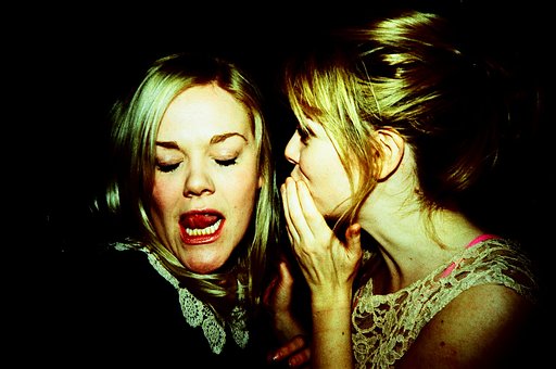 Lomography UK is looking for an Online Marketing & Public Relations Intern!