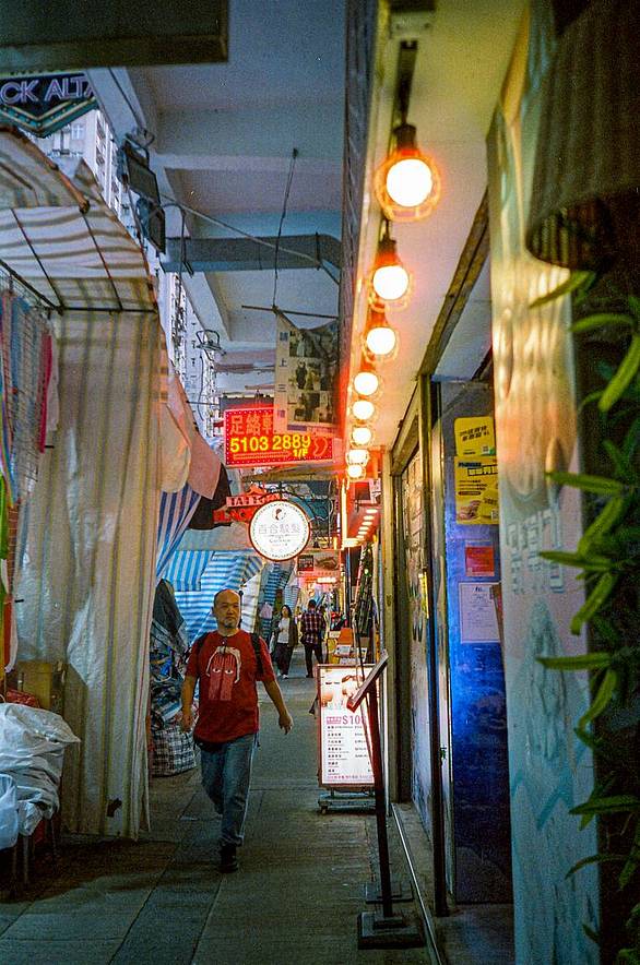 © Scofield Chan | 用 Lomo MC-A 135 全自动随拍胶片相机 拍摄