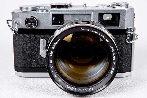 Lomopedia: Canon 7s