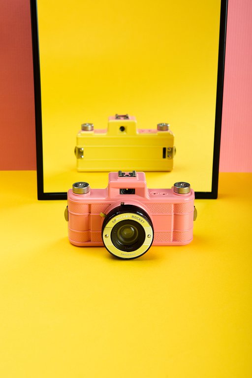ロモグラフィー製品のタイムライン · Lomography