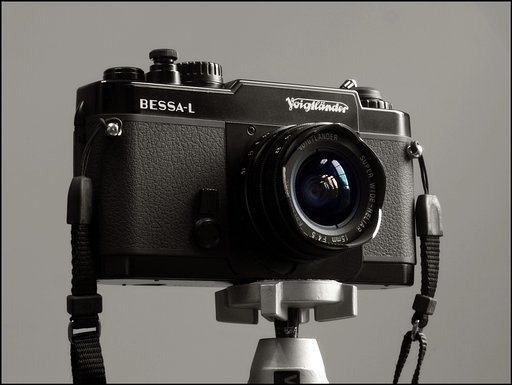 Lomopedia: Voigtländer Bessa L
