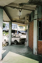 Camera: Nikon L135 AF · Lomography