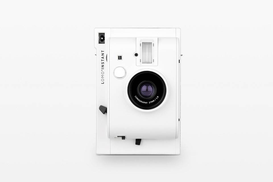 Lomo’Instant 拍立得相机－经典纯白色
