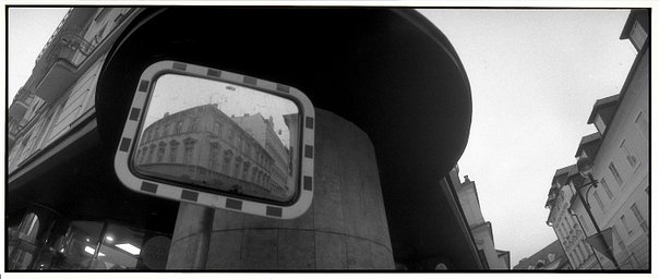 Camera: Horizon 202 · Lomography