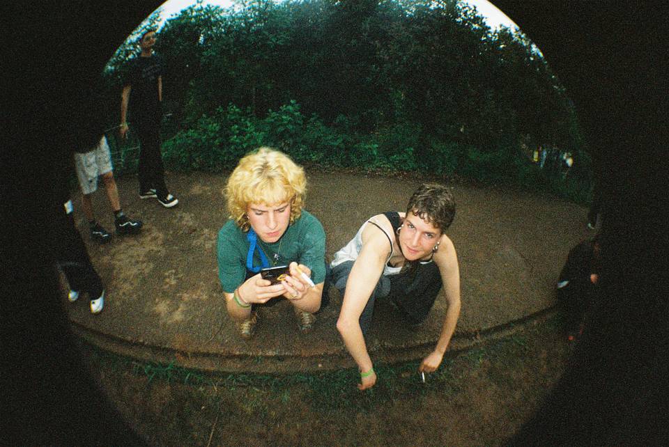 © 饼干， 春游音乐节 | 使用 Fisheye No.2 135 第二代鱼眼胶片相机 &amp; Lomography Color Negative ISO 800 135 彩色负片胶卷 拍摄