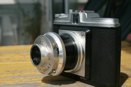 Agfa Isola 1: A Thrift Store Find