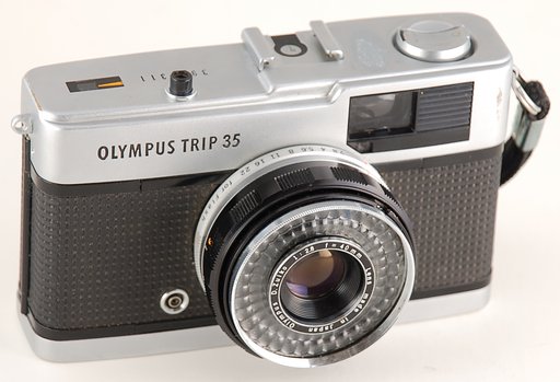 Olympus Trip 35 : The Most Classic and Trusty Camera