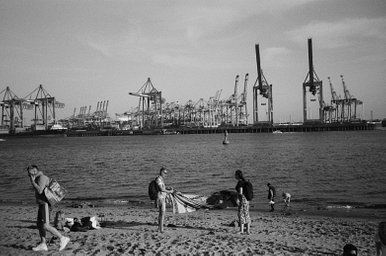 フィルム: ILFORD FP4 PLUS 125 · Lomography