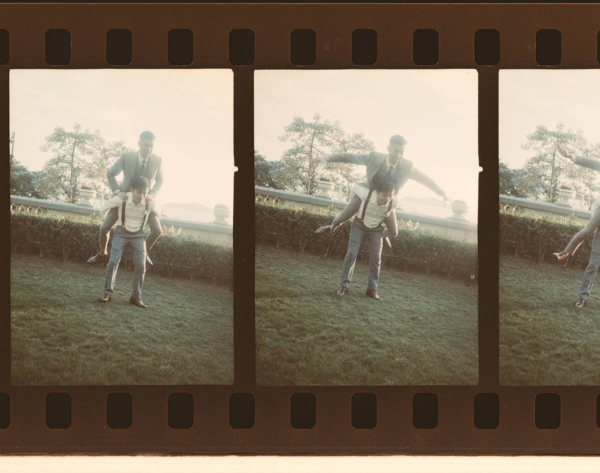 © 呀岳 | LomoChrome Metropolis 135 大都会胶卷