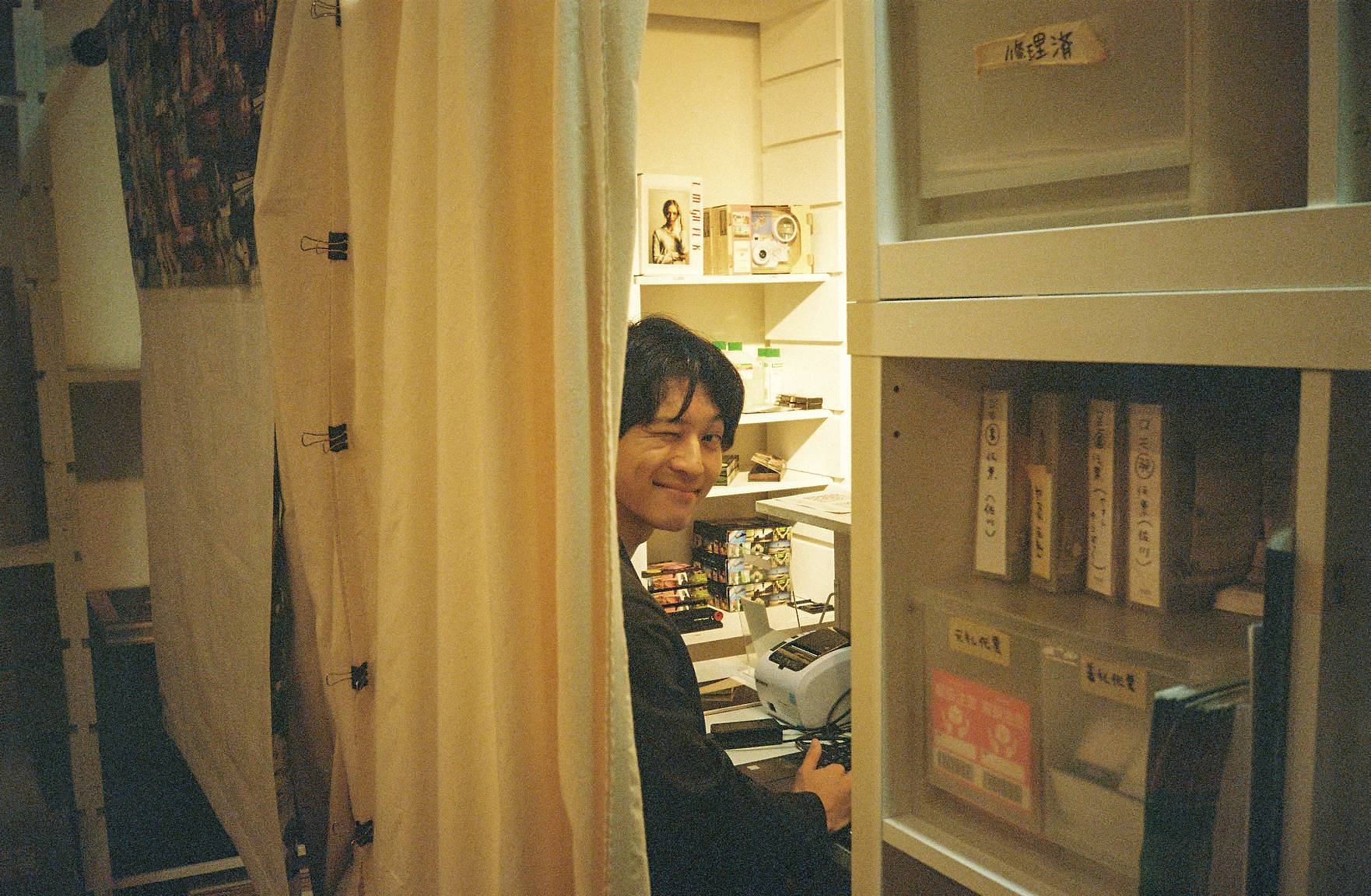 Photos by Kota Sekiya and the Vienna Team | Lomo MC-A 135 全自动随拍胶片相机