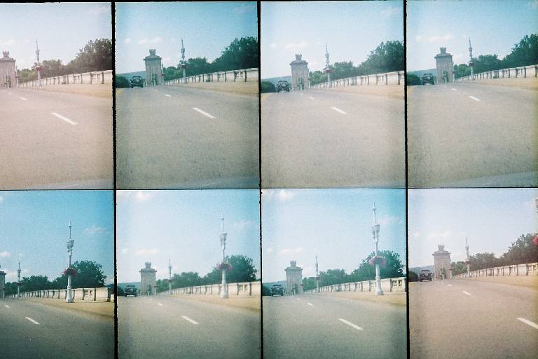 カメラレビュー：8連写カメラOktomat · Lomography