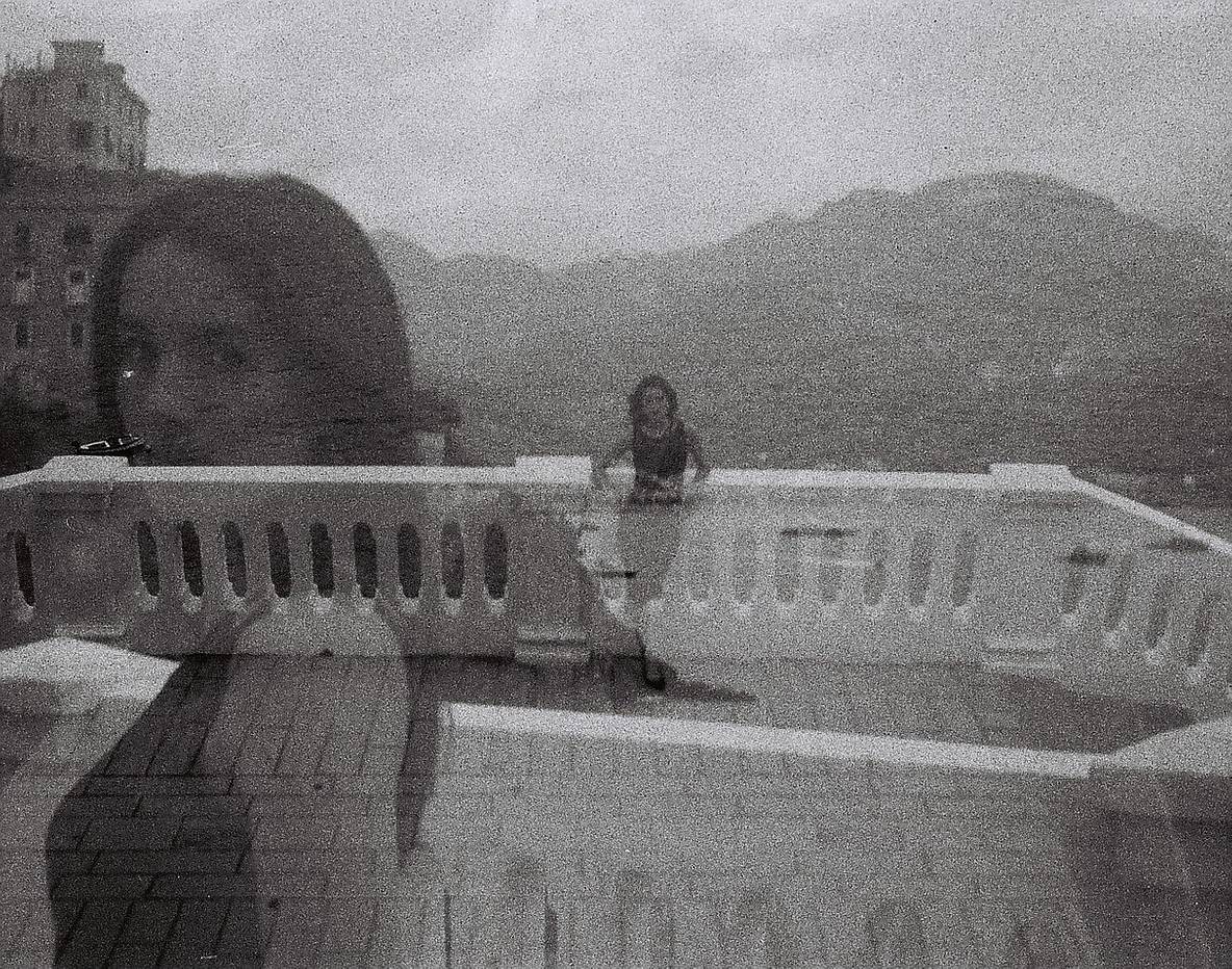 Lomomatic 110 自动玻璃镜头胶片相机 | Lomography B/W "Orca" 110 黑白胶卷