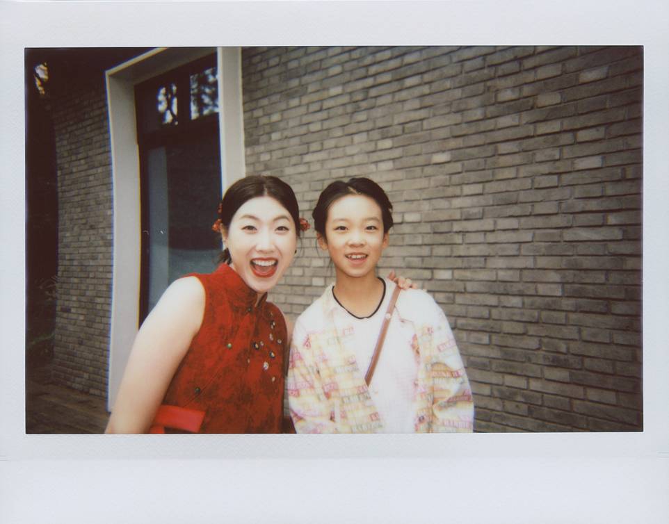 © 养乐多 | 使用 Lomo'Instant Wide 宽幅拍立得相机套装－经典墨黑色 拍摄