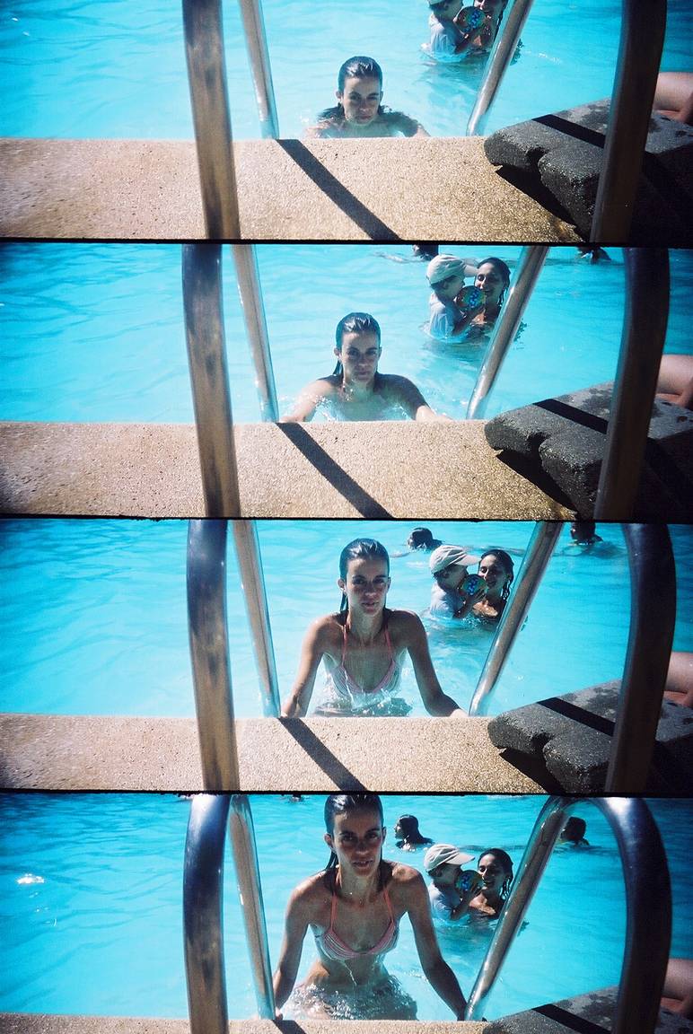 ロモグラフィー　SuperSampler（スーパーサンプラー）AS 3.0 Supersamplerカメラレビュー · Lomography