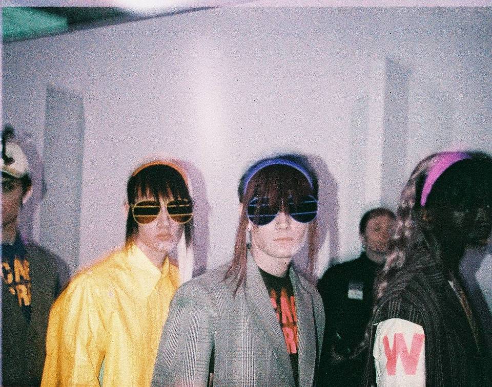 © Samy Bienheureux | 装载 LomoChrome Purple ISO 100–400 110 紫调负片胶卷 的 Lomomatic 110 自动玻璃镜头胶片相机