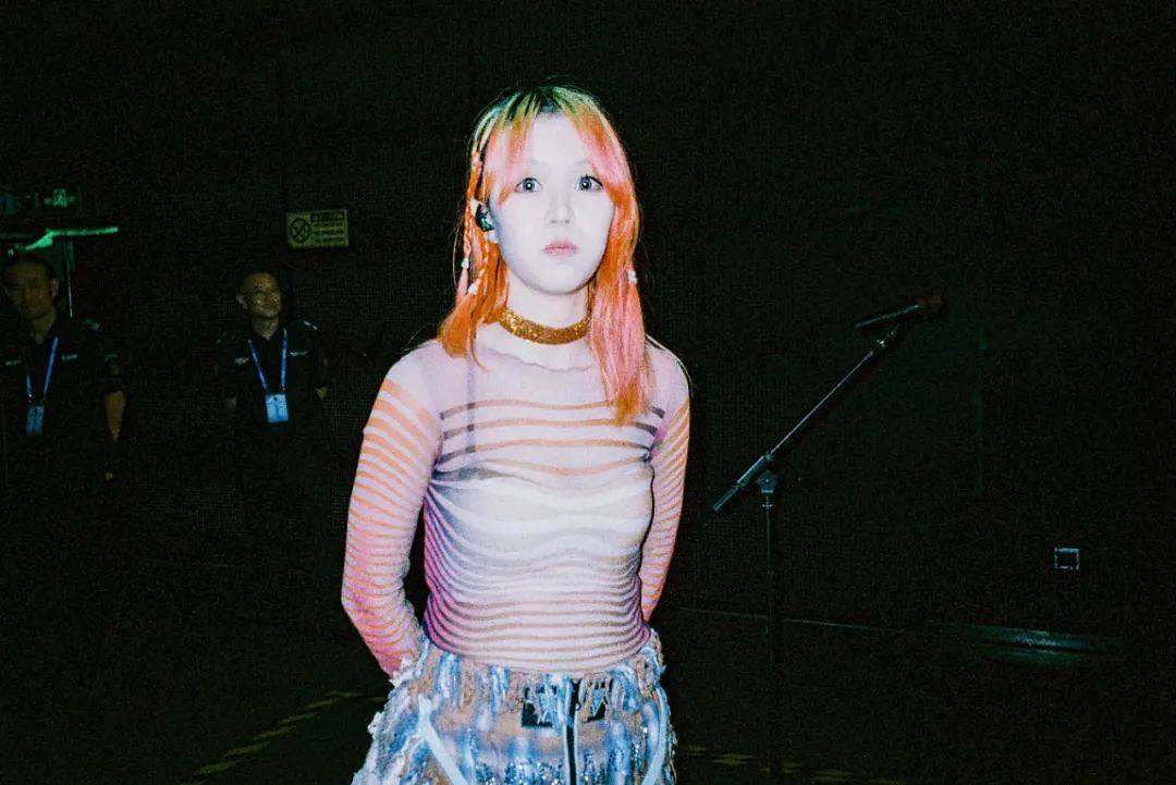 Alan 以 LomoChrome Color '92 拍摄