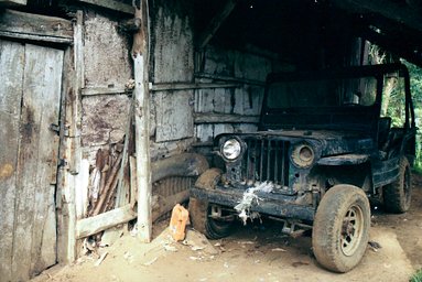 Lens: Nikon SERIES E 35mm f2.5 · Lomography