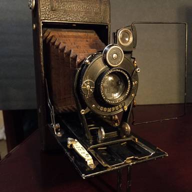 antiquefilmcameras
