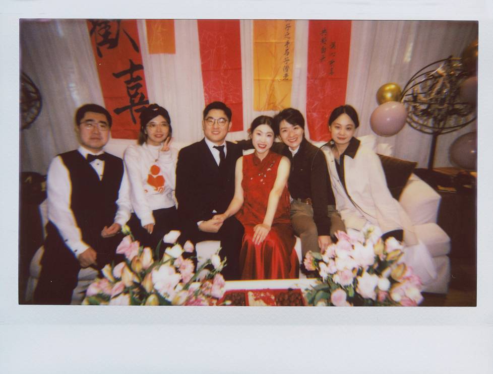 © 养乐多 | 使用 Lomo'Instant Wide 宽幅拍立得相机套装－经典墨黑色 拍摄