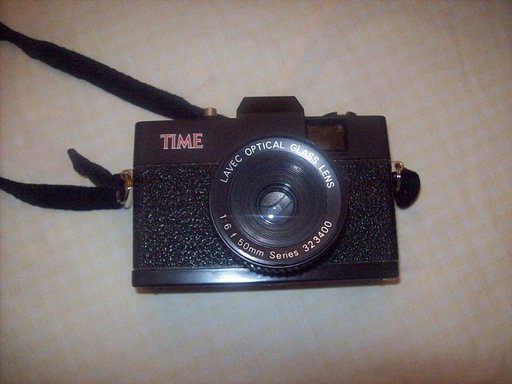 Time Magazine Camera: Poor Man's Holga 135?