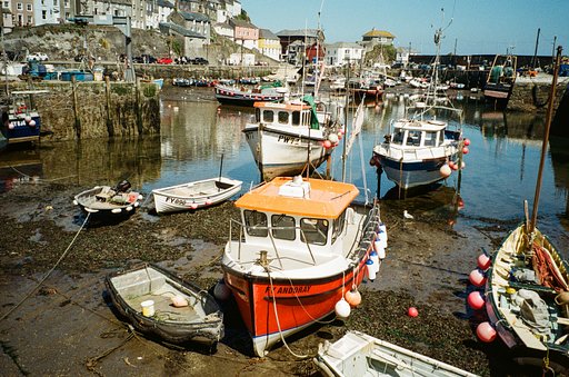 Around the World in Analogue: South England