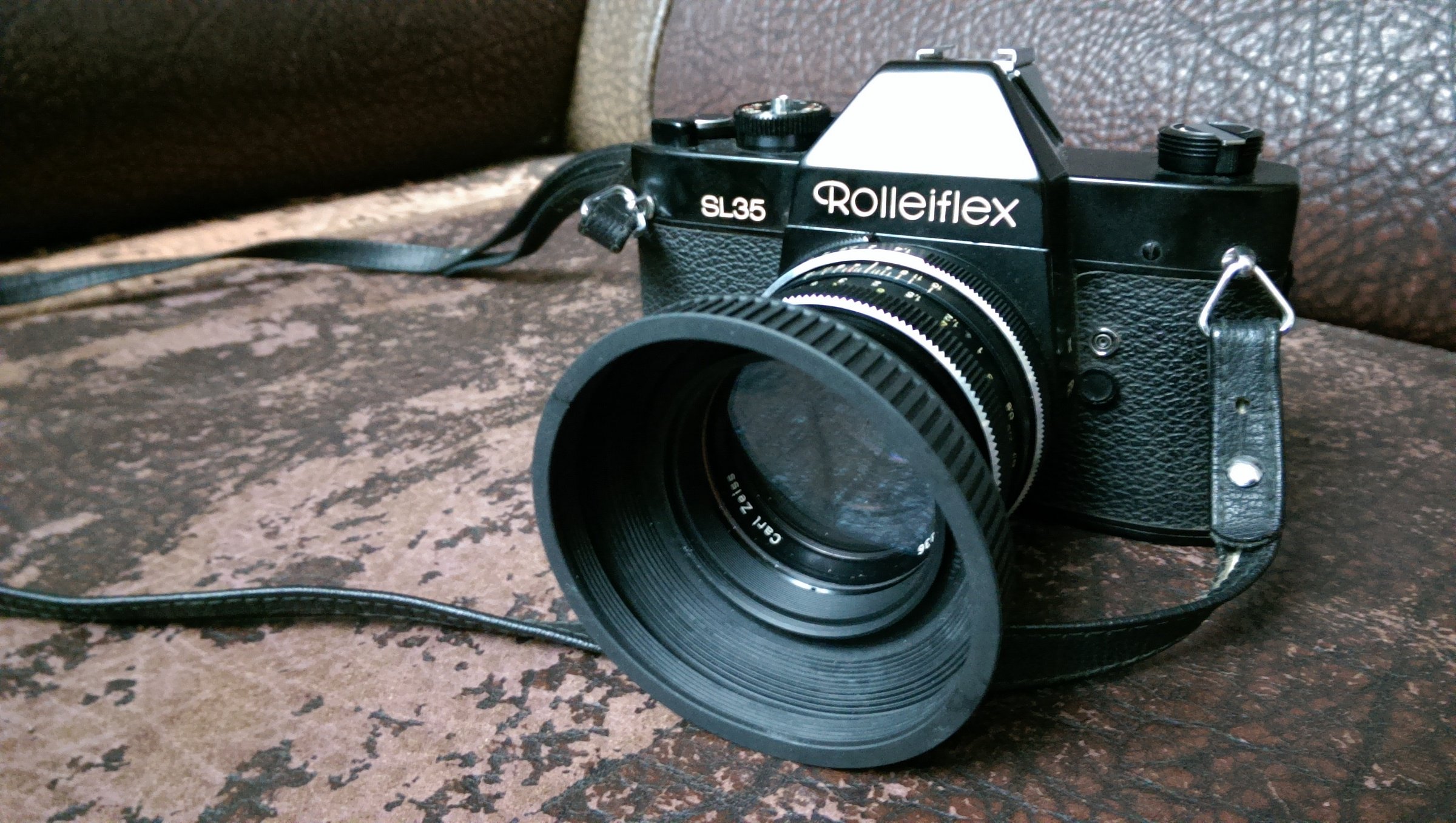 Lomopedia: Rolleiflex SL35 · Lomography